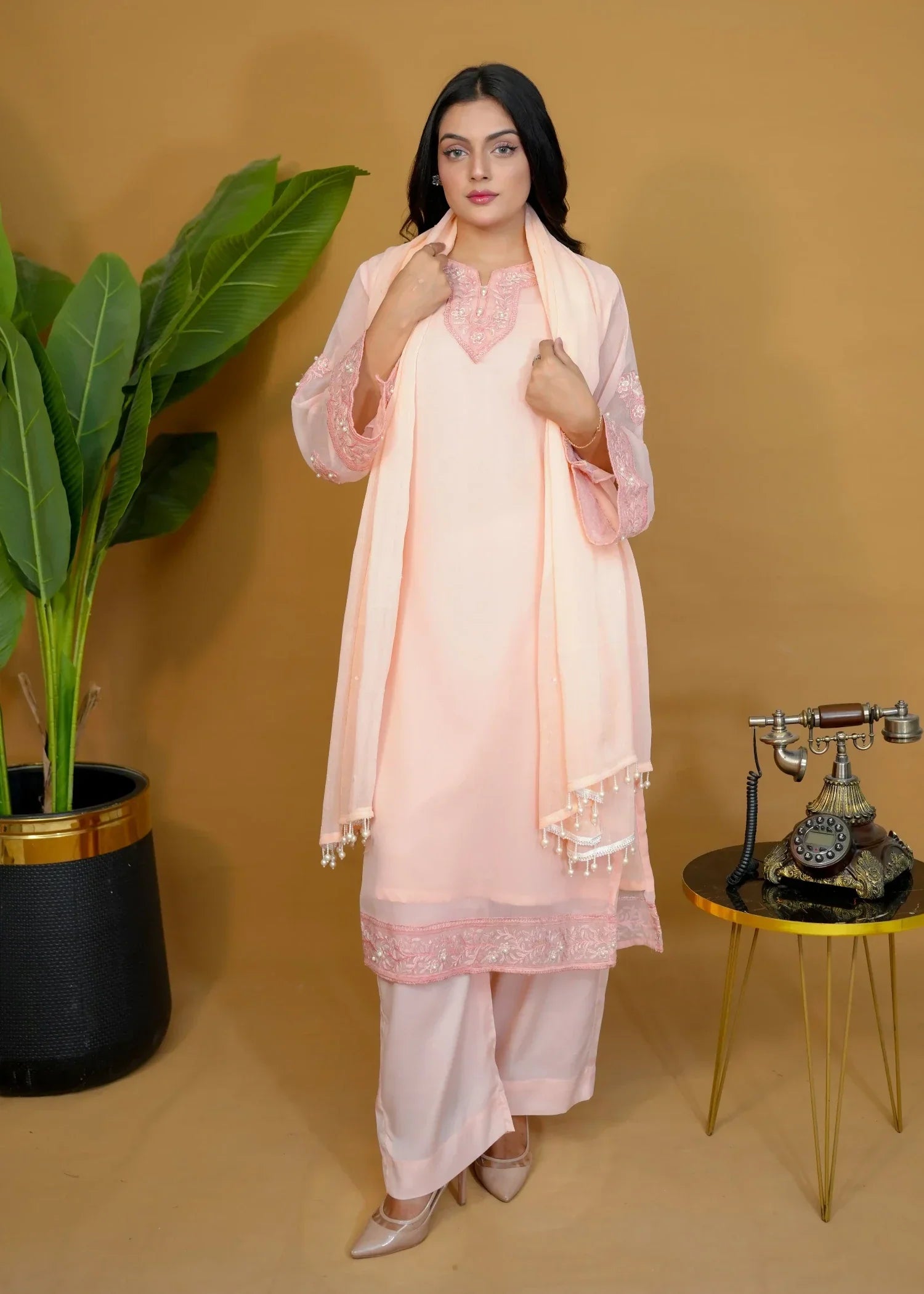 Pretbee Peach Embroidered chiffon Women 3pcs