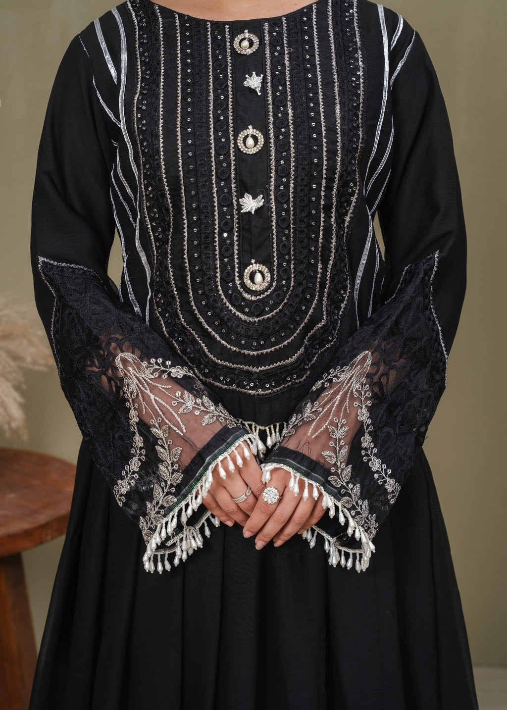 Pehnawa Fashion Silver Black lehenga chiffon Women 3pcs