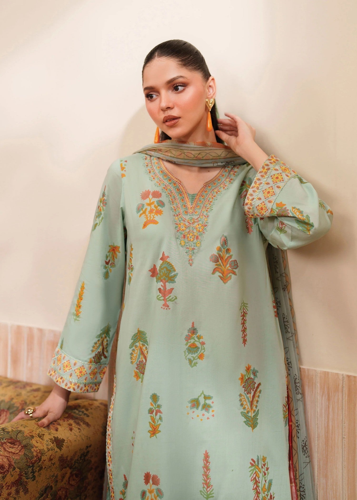 Garnet Clothing Unbound Women 2pcs