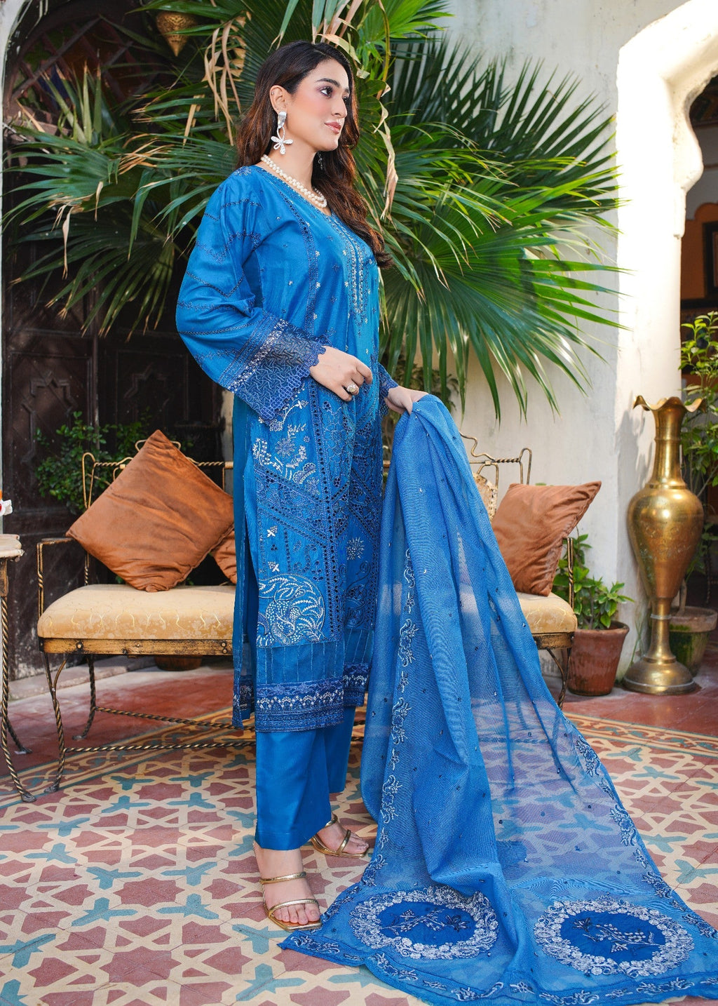 AATIQA Pure Lawn Embroidered 10 Women 3pcs