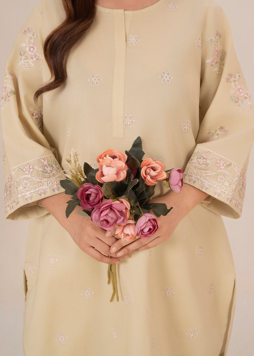 Chandan Nagri FINO Women 1pcs