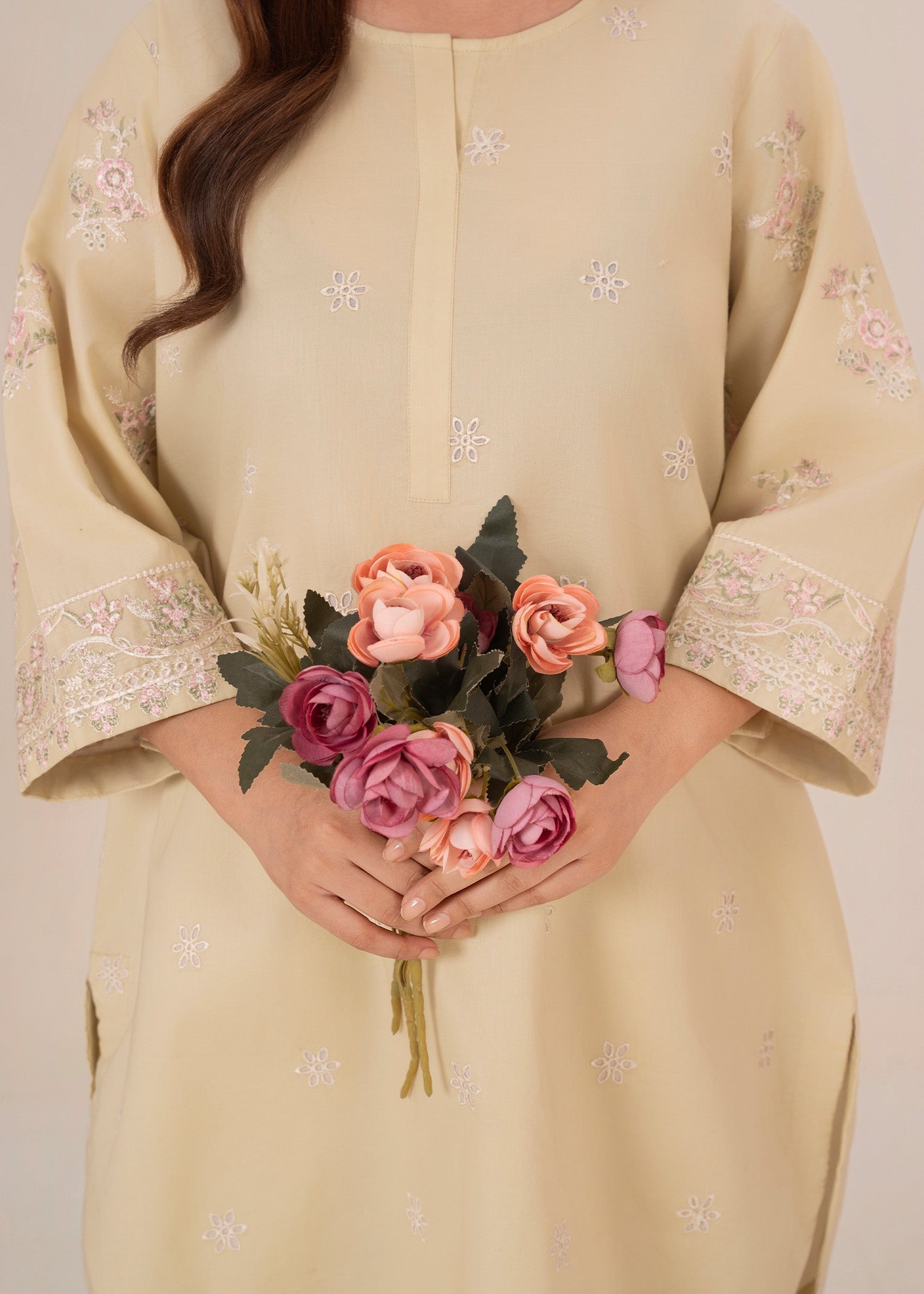 Chandan Nagri FINO Women 1pcs