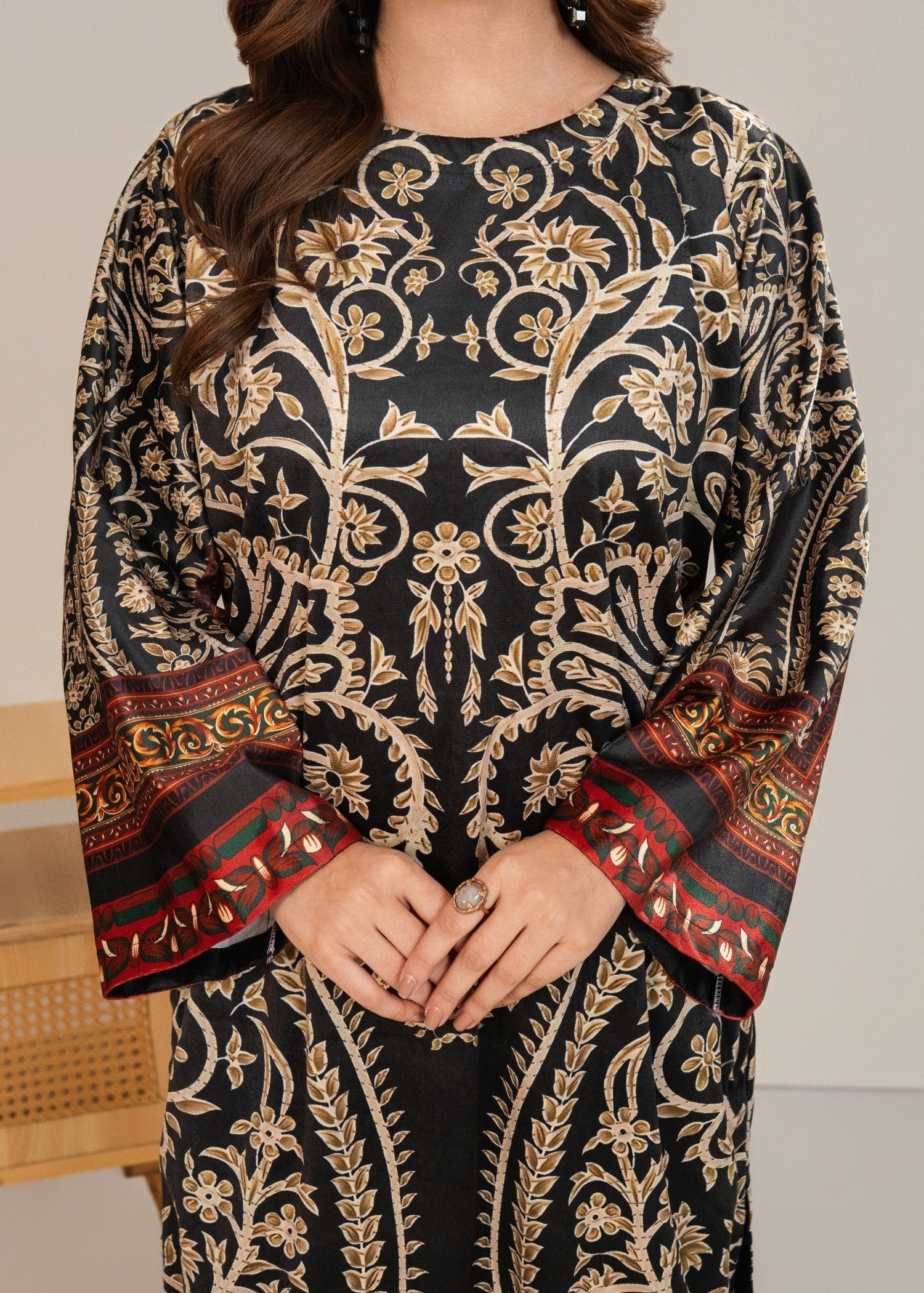 Stylish Collection BLACK BLOOM Women 2pcs