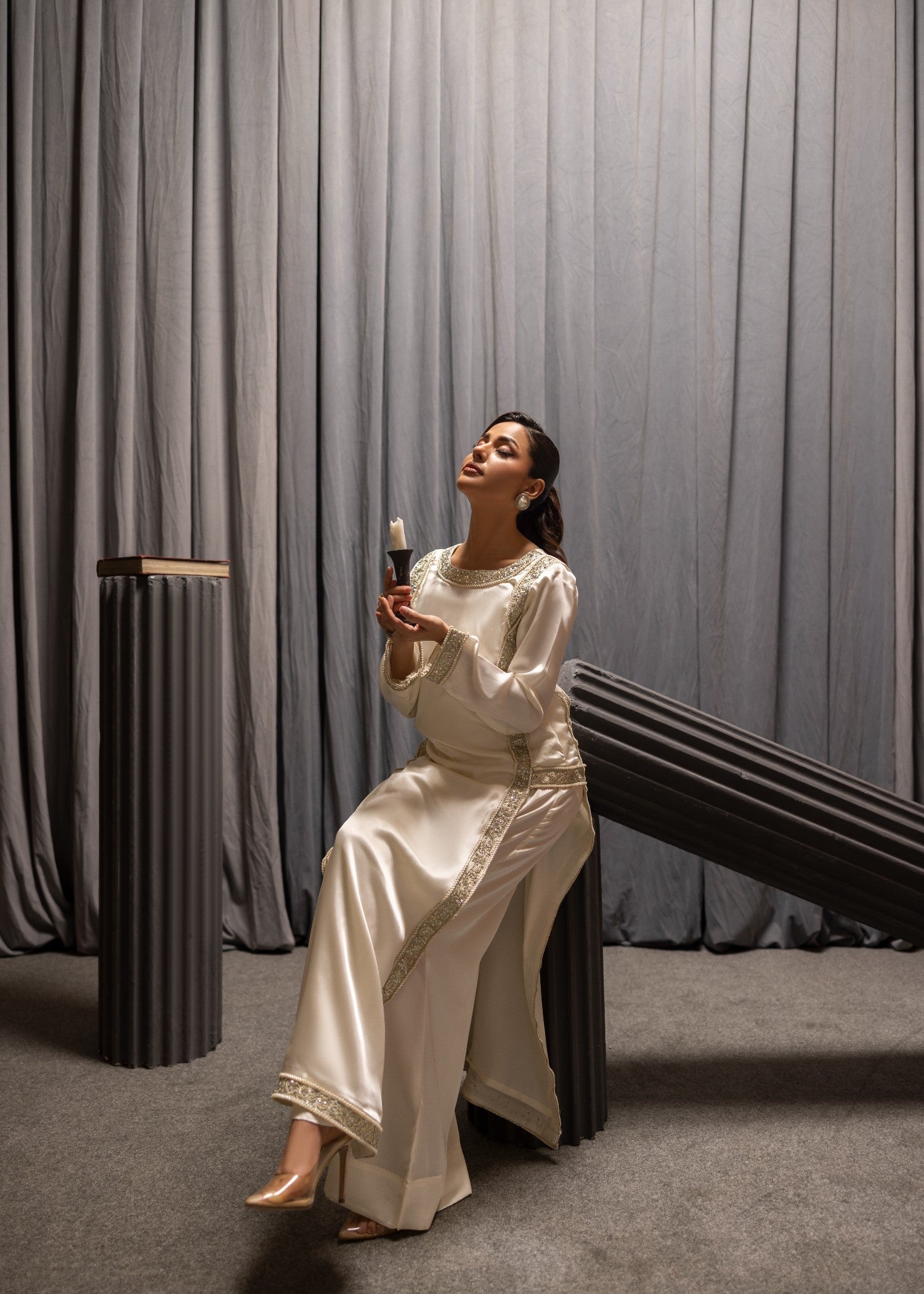 Alyssa OFFWHITE SILK SHUIT ALN02 Women 2pcs