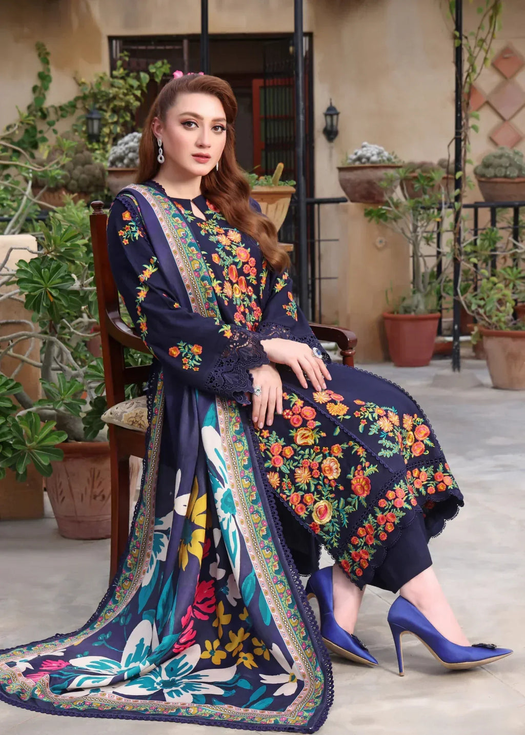 Libas Thread Momina B Women 3pcs