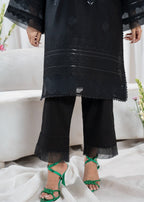 Zoya&Zafar Monochrome Women 2pcs
