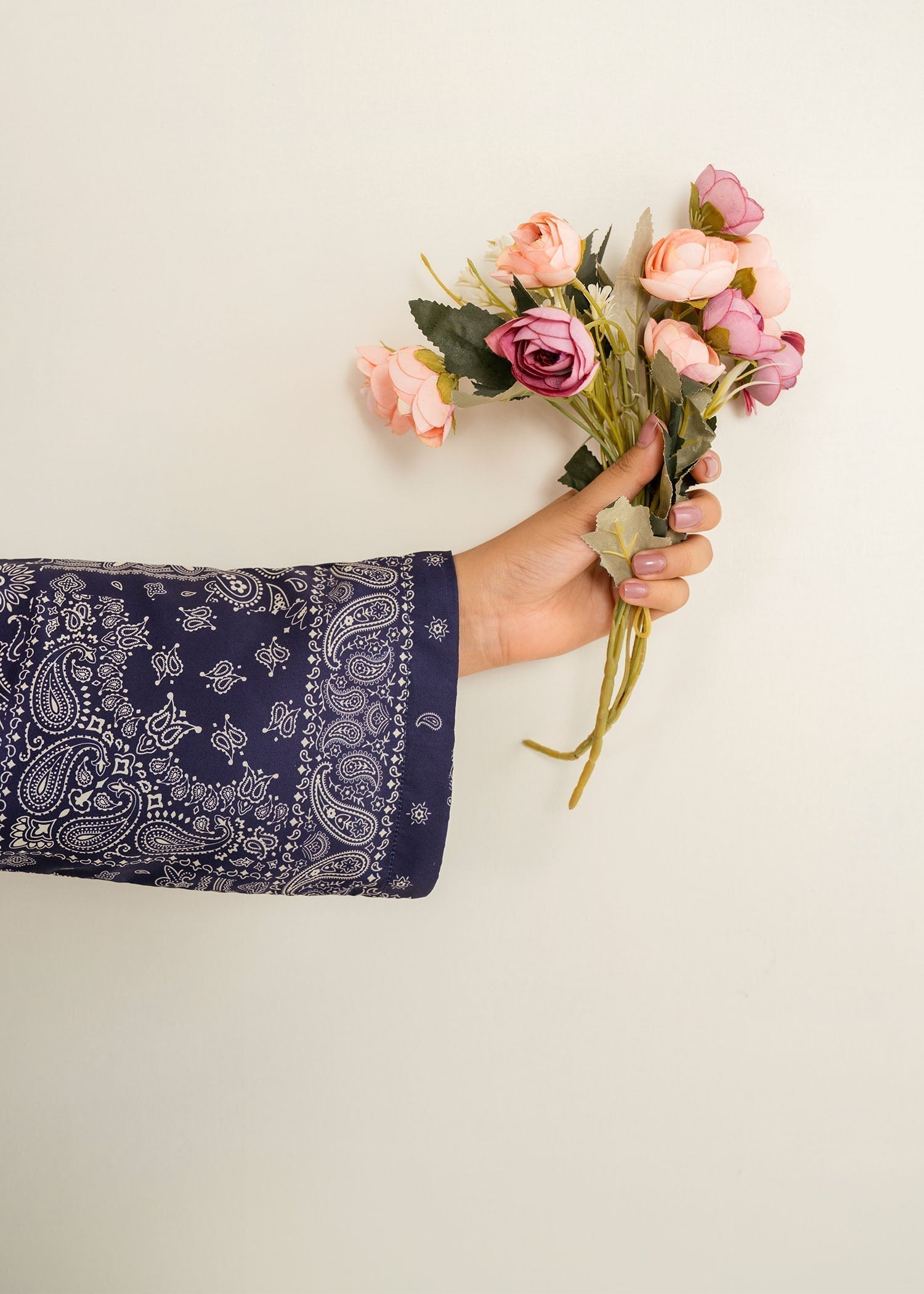 Meerak Pret Cleo Women 2pcs