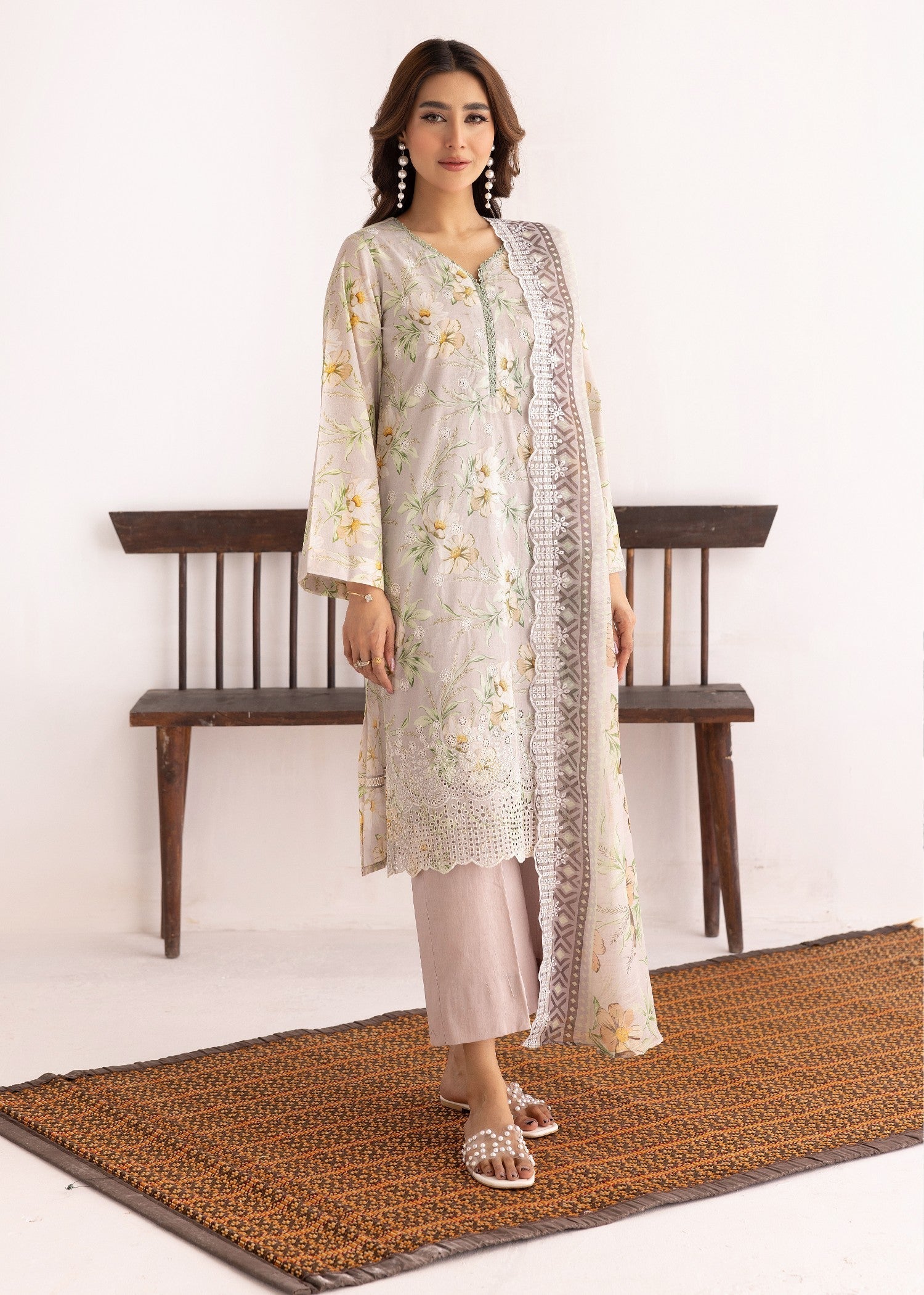 Aik Pret Saba 25 Women 3pcs