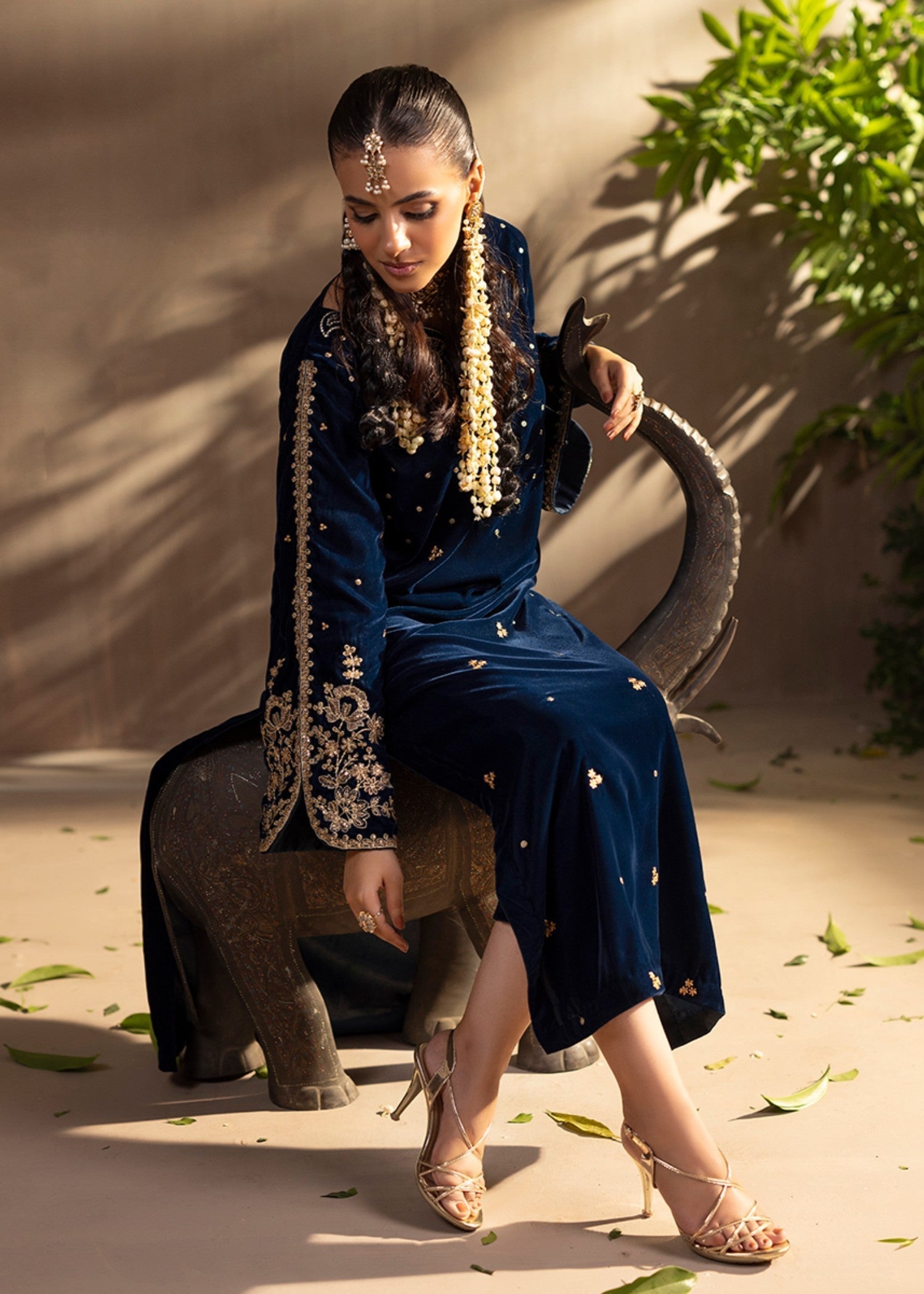 Kross Kulture Embroidered Velvet Suit Teal Women 2pcs