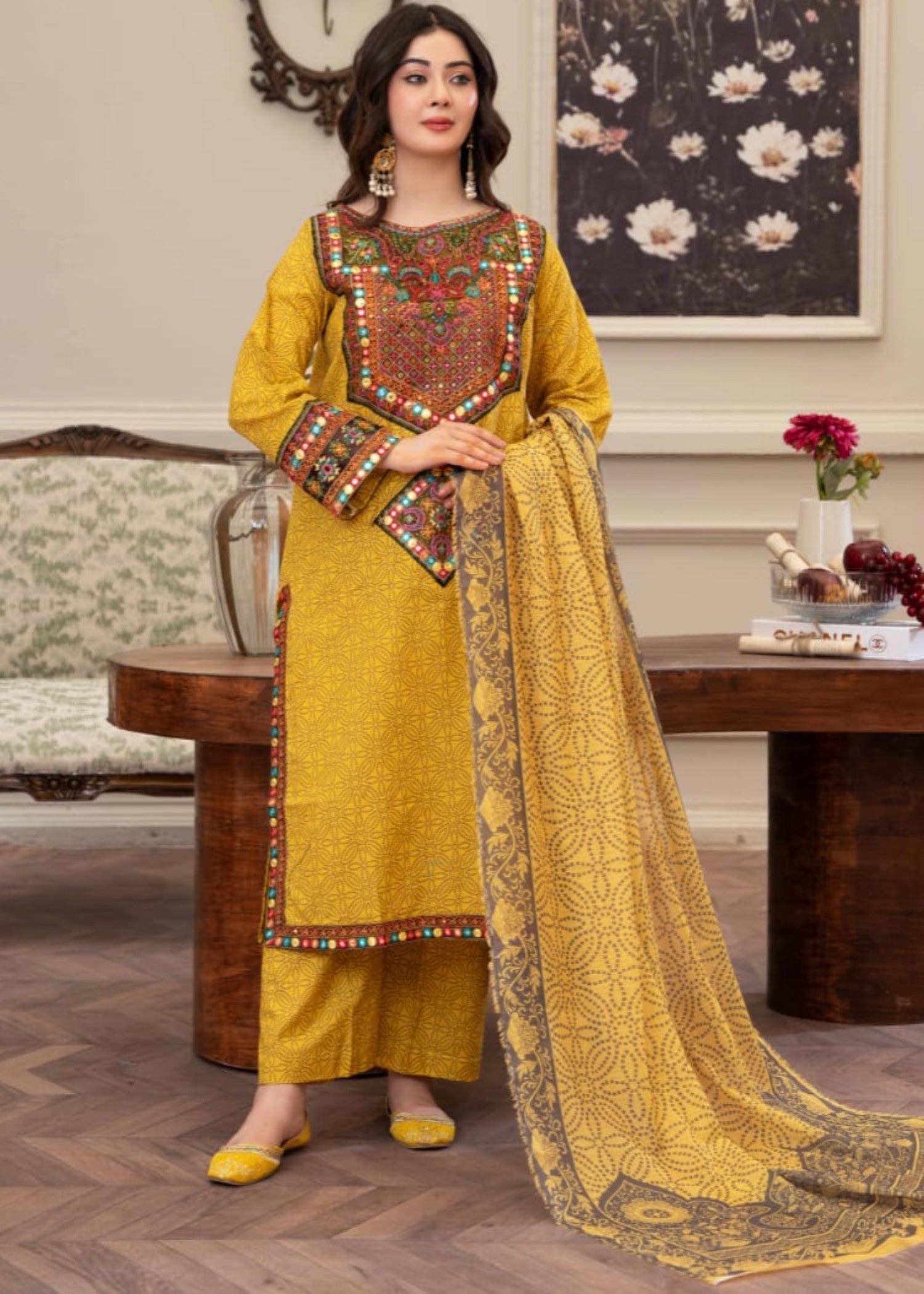 Gul Fashion Embroidered Lawn Kurta Set 01 Women 3pcs