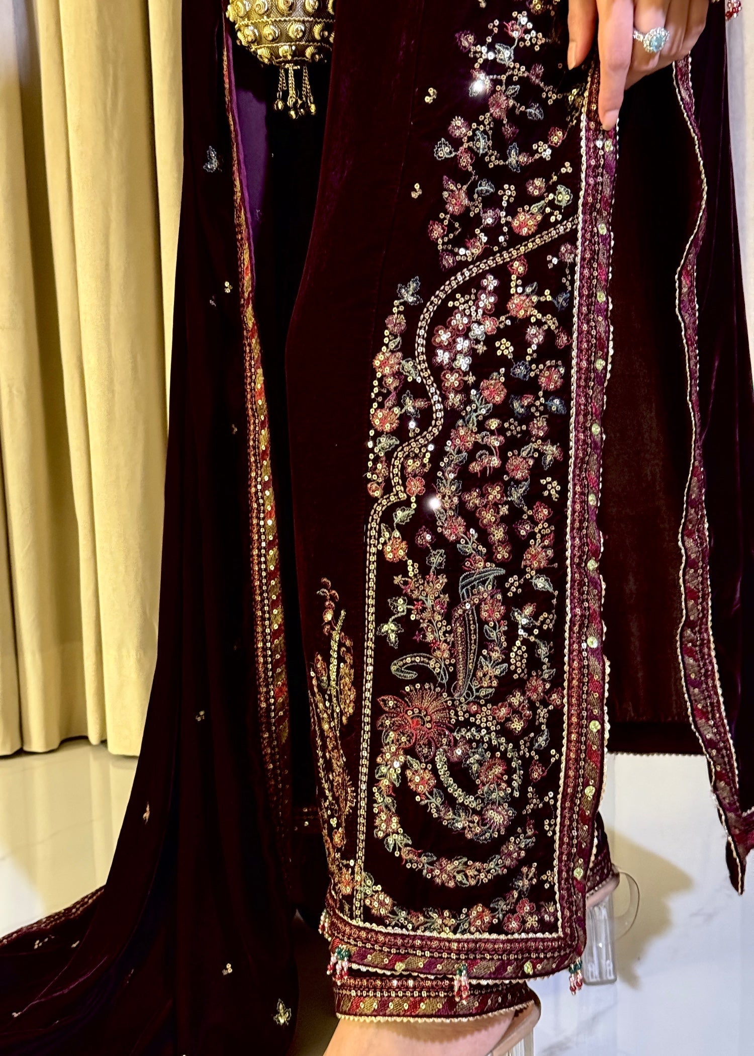 Laal Clothing Velvet V 07 Women 3pcs