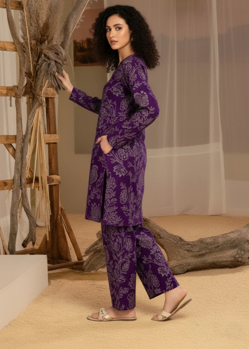 Hamna Kalim INDAS PURP,LE Women 2pcs