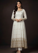 Pehnawa By Bin Akram’s White Bloom | Kattan Silk Pishwas Women 3pcs