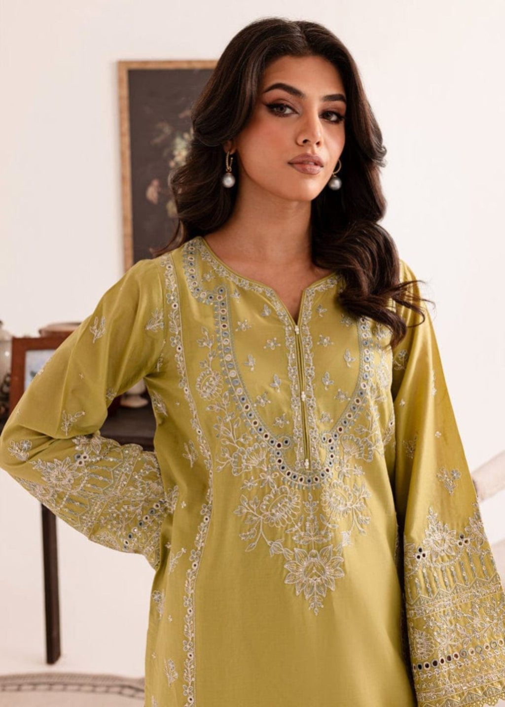 Shehroz Fashion Rang e Naz lawn embroidery suit Women 2pcs
