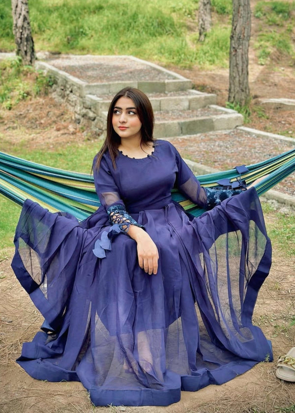 Miss & Mrs Arooj Navi Women 3pcs