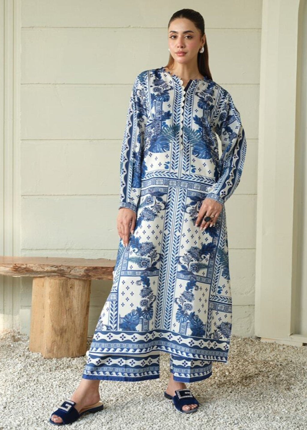 Reetriwaj Parizad Women 2pcs