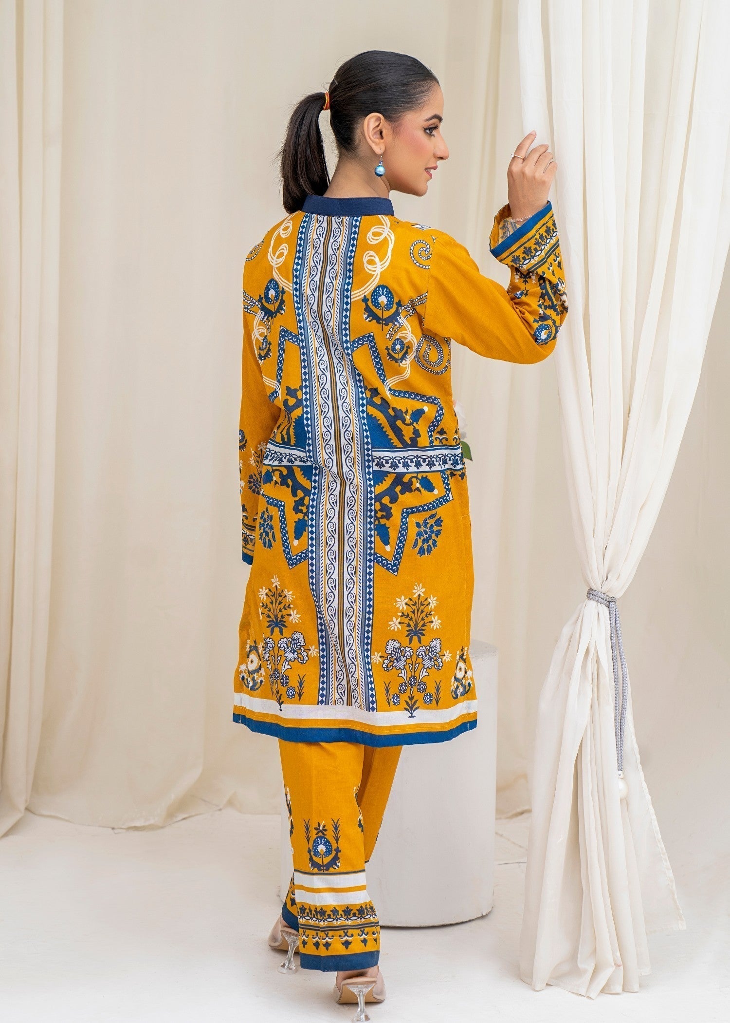 Zeyorah Zarnoor Women 2pcs