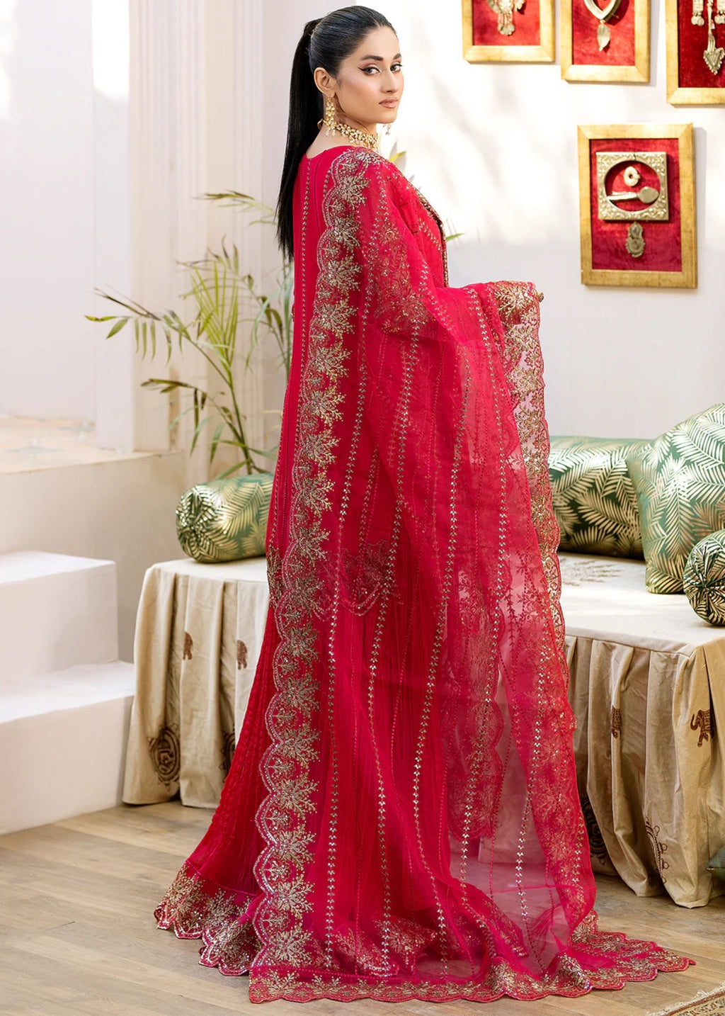 Suits By Sadia Hoty pinky Women 3pcs