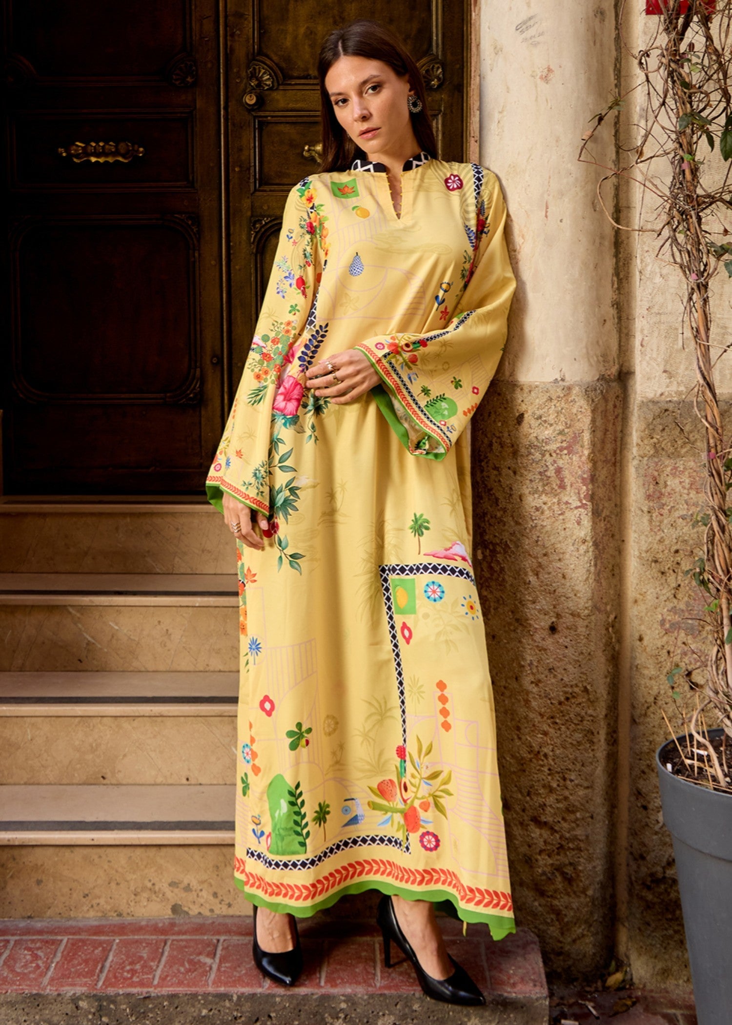 Kiara Neon Kaftan Women 1pcs