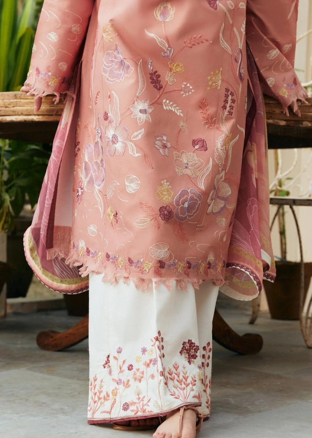 Chaudhary Arts Sahrosh Embroidered Women 3pcs