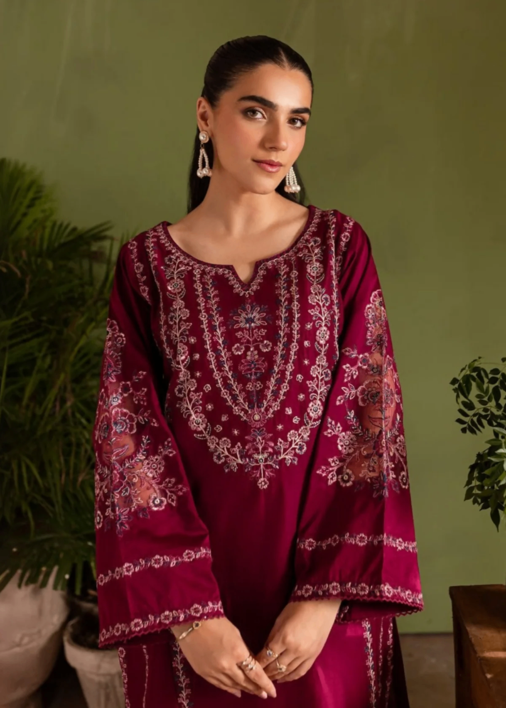 Chaudhary Arts shyrl Embroidered Women 2pcs