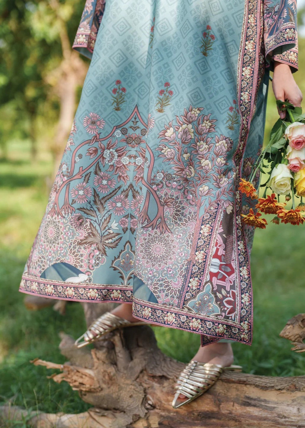 Garnet Clothing Keroz Women 2pcs