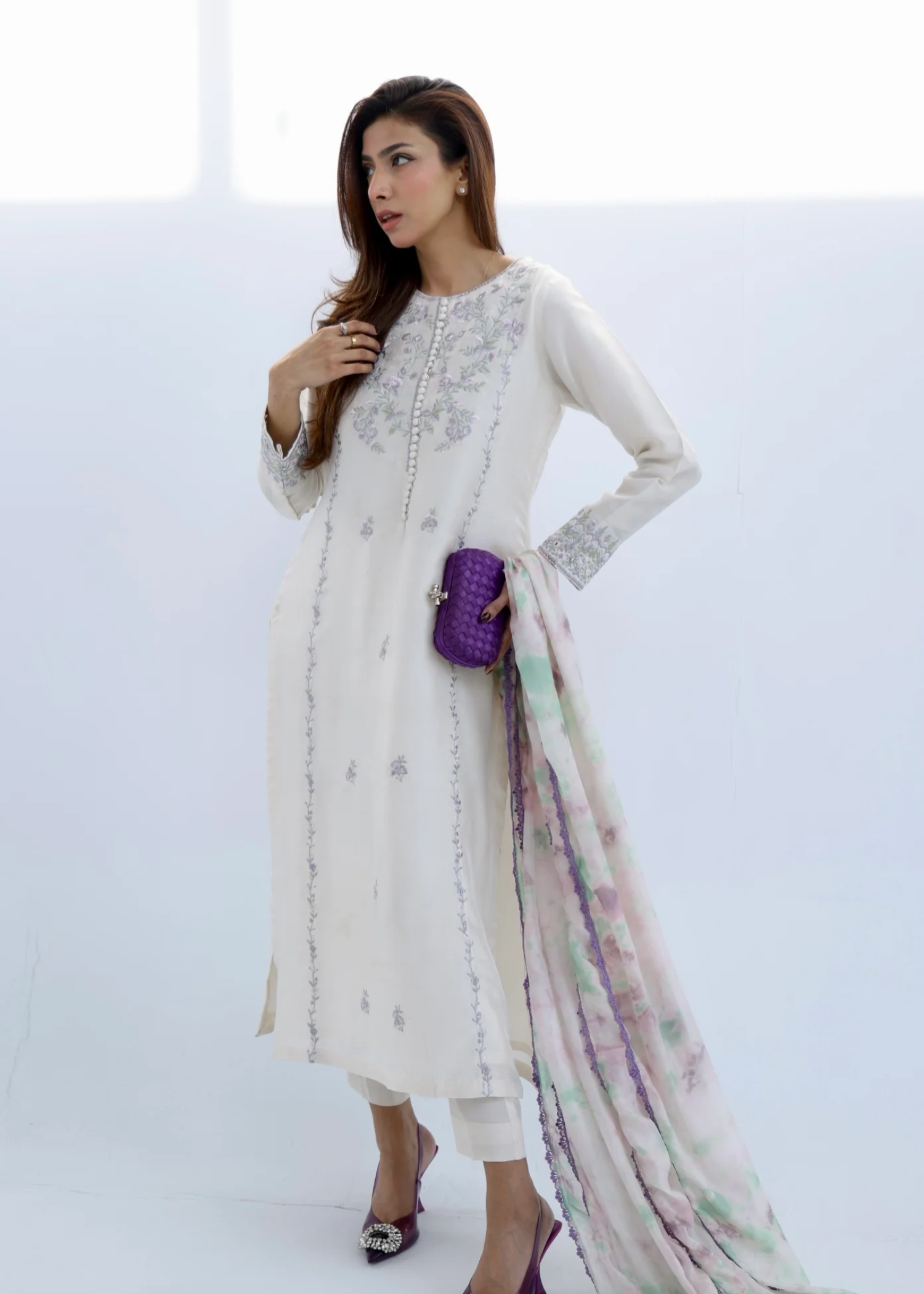 Hues Atelier Divine white Women 3pcs