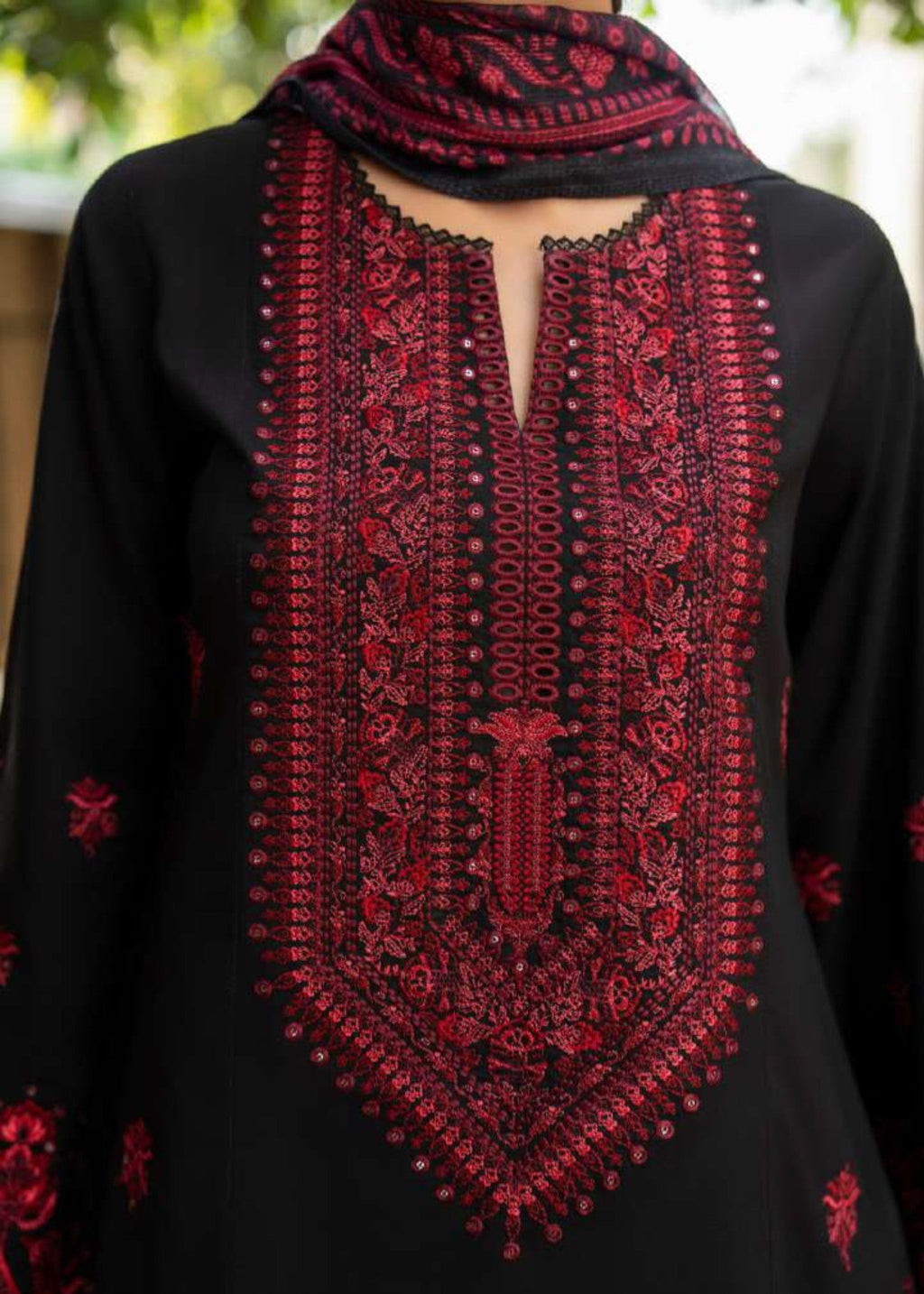 Rosyribbons Ember Dusk Stitched Women 3pcs