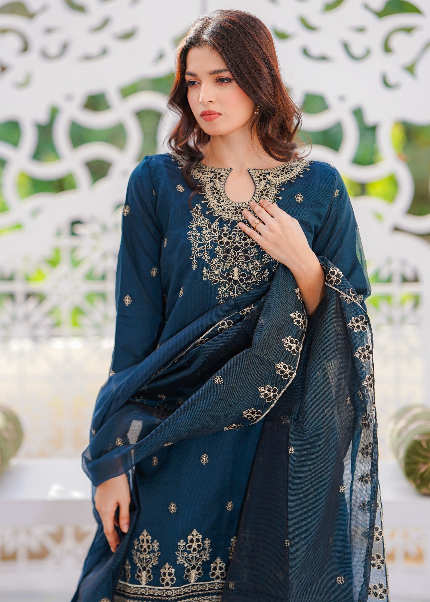 Abeera Midnight Bloom – Zariwork & Embroidered Khaddi Net Suit (Art No. H 002) Women 3pcs