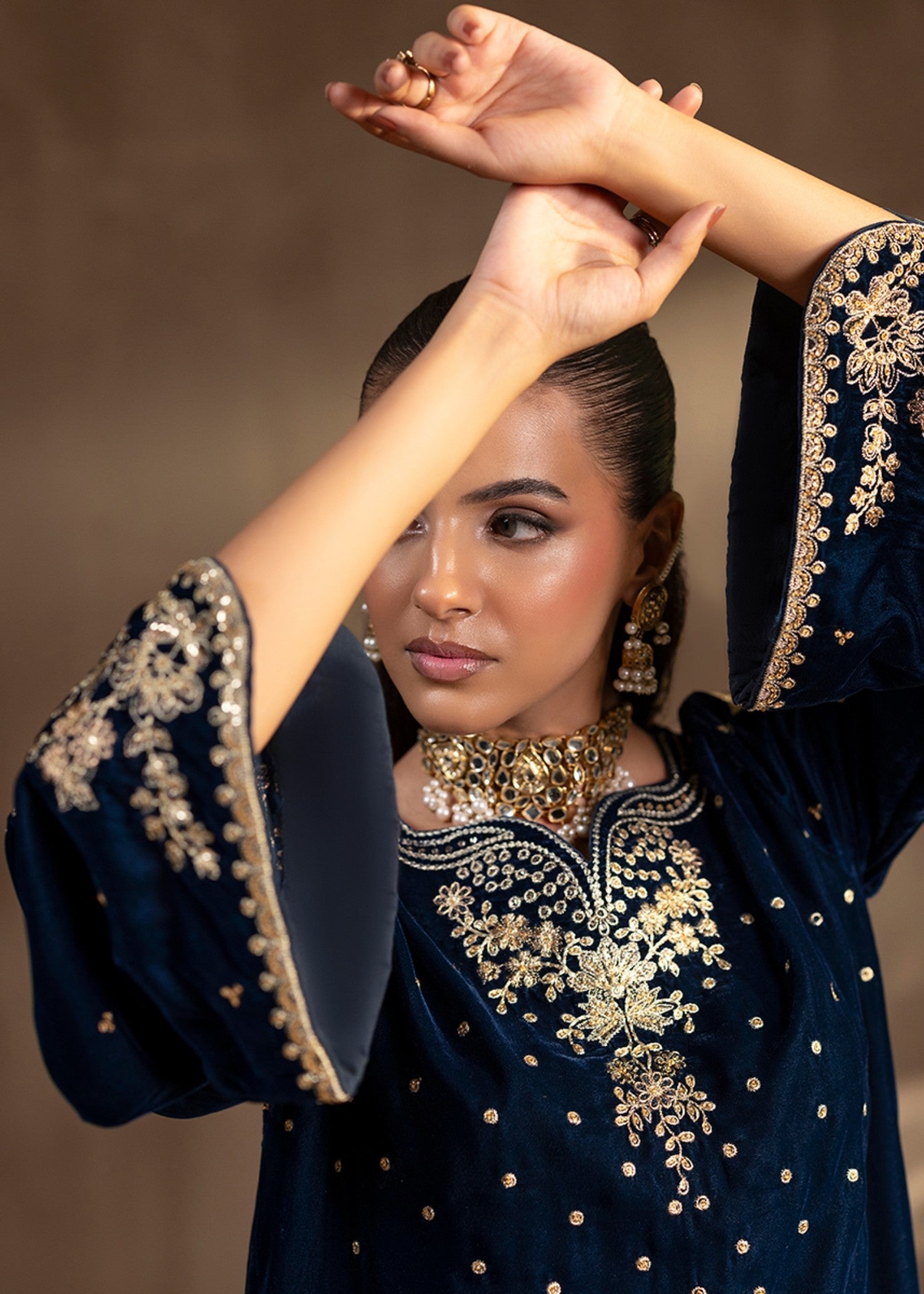 Kross Kulture Embroidered Velvet Suit Teal Women 2pcs