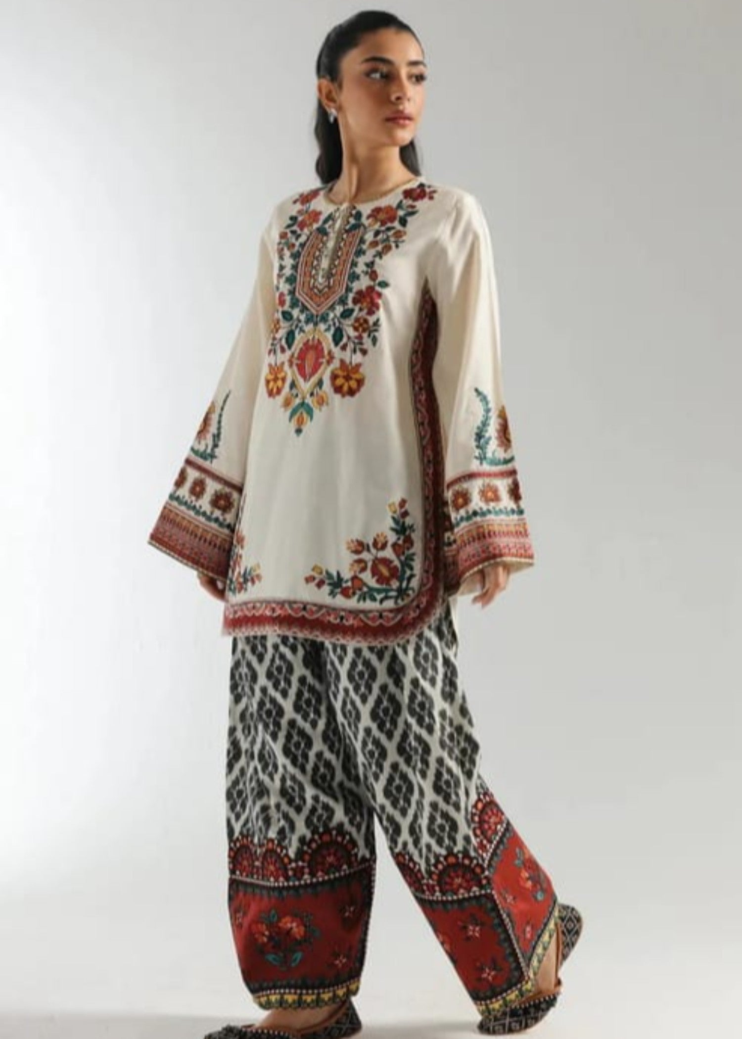 Bin Fatteh Fashion FARSHI SHALWAR Women 2pcs
