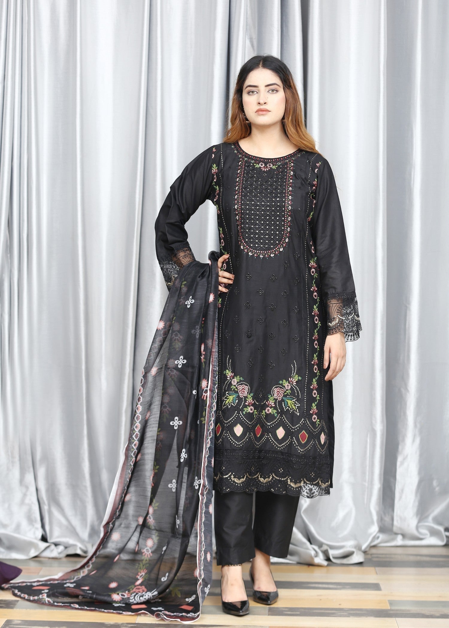 Rb Pret & Couture MAHA Women 3pcs