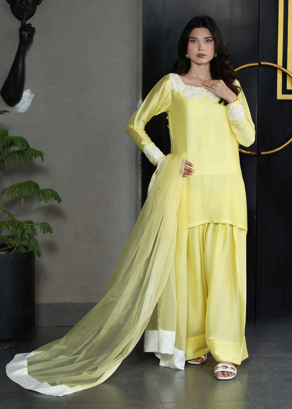 Rangeen Mehreen with Farshi Shalwar Women 3pcs