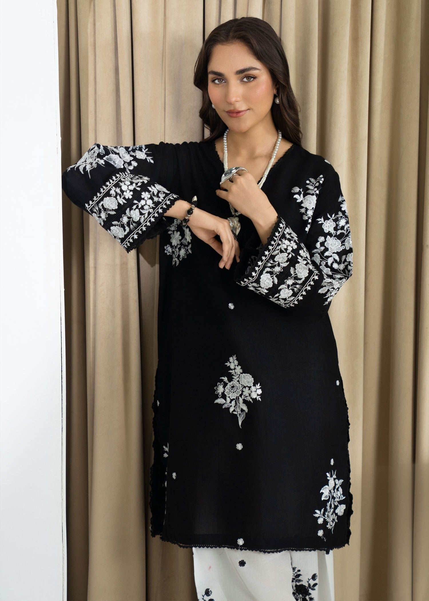 Mannat Onyx Women 2pcs