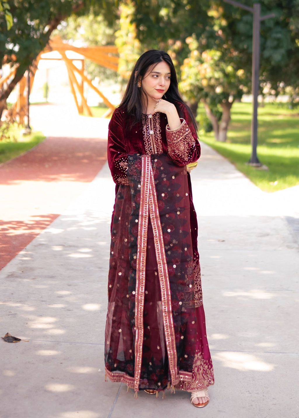 Suits By Sadia Velvet maroon nimra Women 3pcs