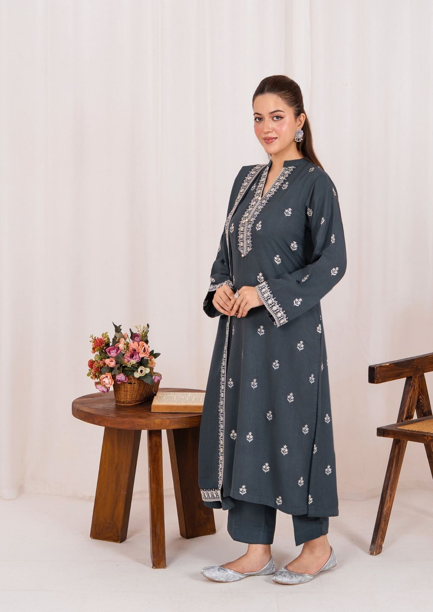 Yolo Pret Embroidered Silk Karandi with Embroidered Border Shawl AML W25 0031 Women 3pcs