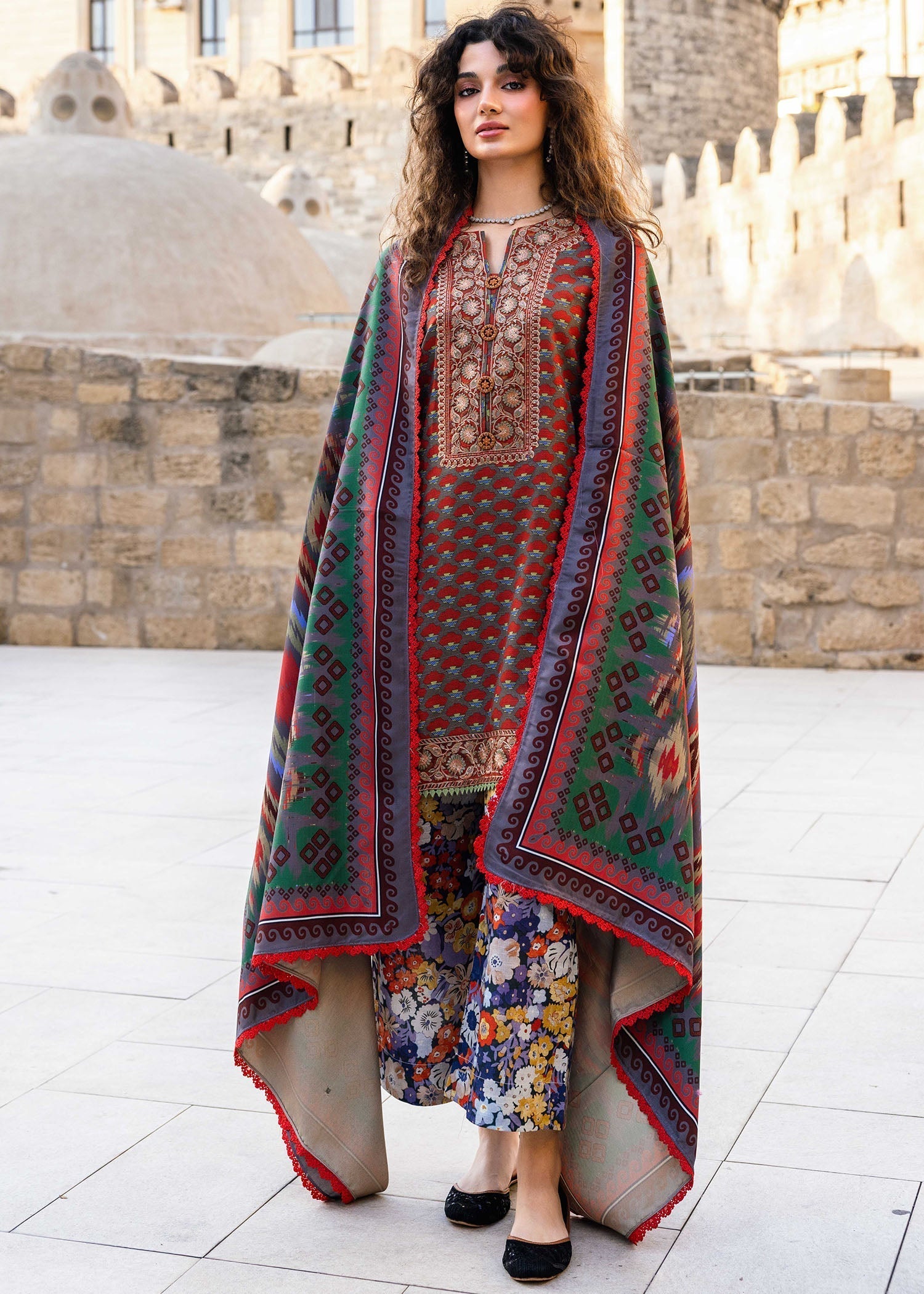 Meerak Pret Ornate Women 3pcs