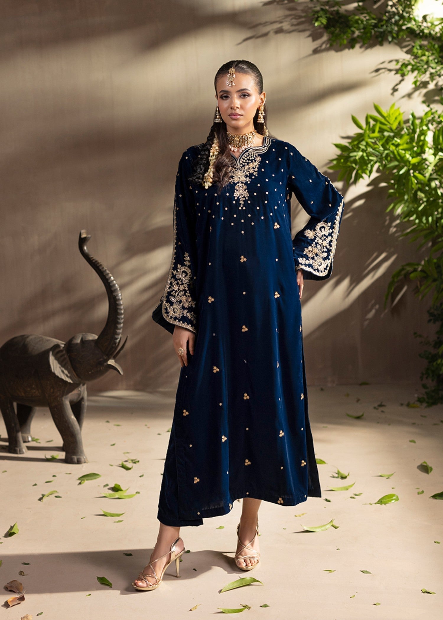 Kross Kulture Embroidered Velvet Suit Teal Women 2pcs