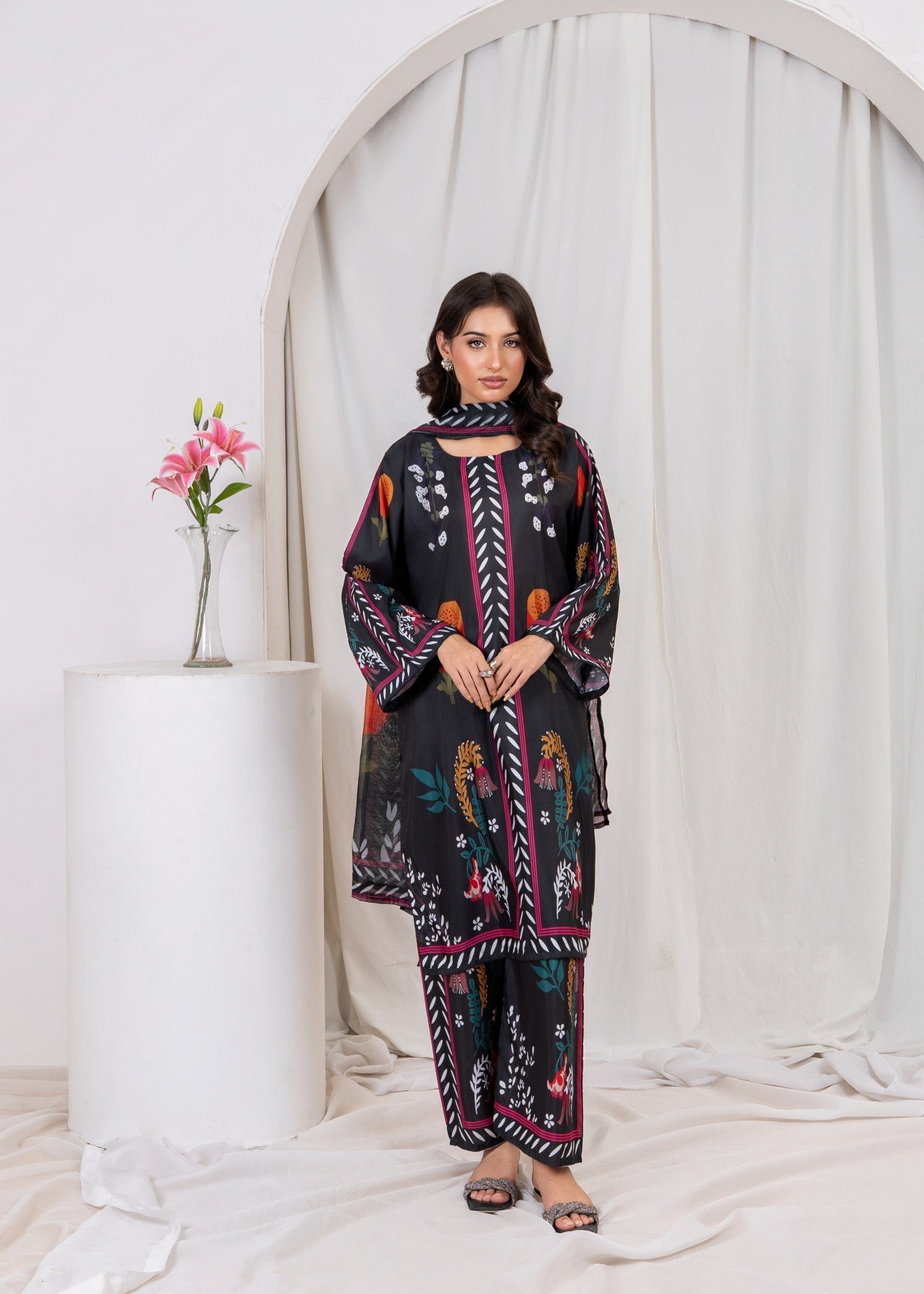 Stylish Collection RUKHSAR BLACK Women 3pcs