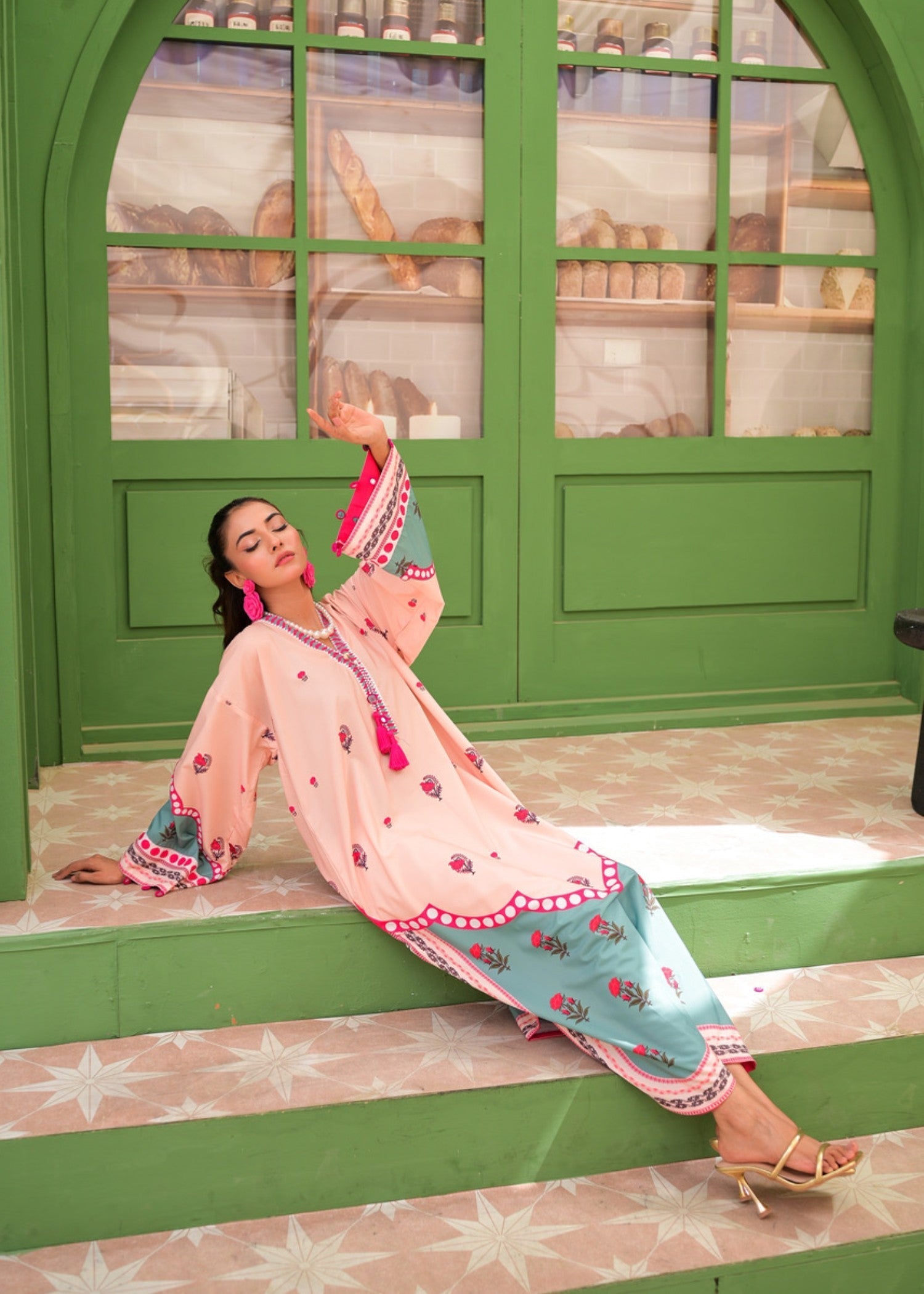 The Affordable Designer Blush Kaftaan Women 1pcs