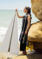 Sadaf Fawad Khan Luna Women 3pcs