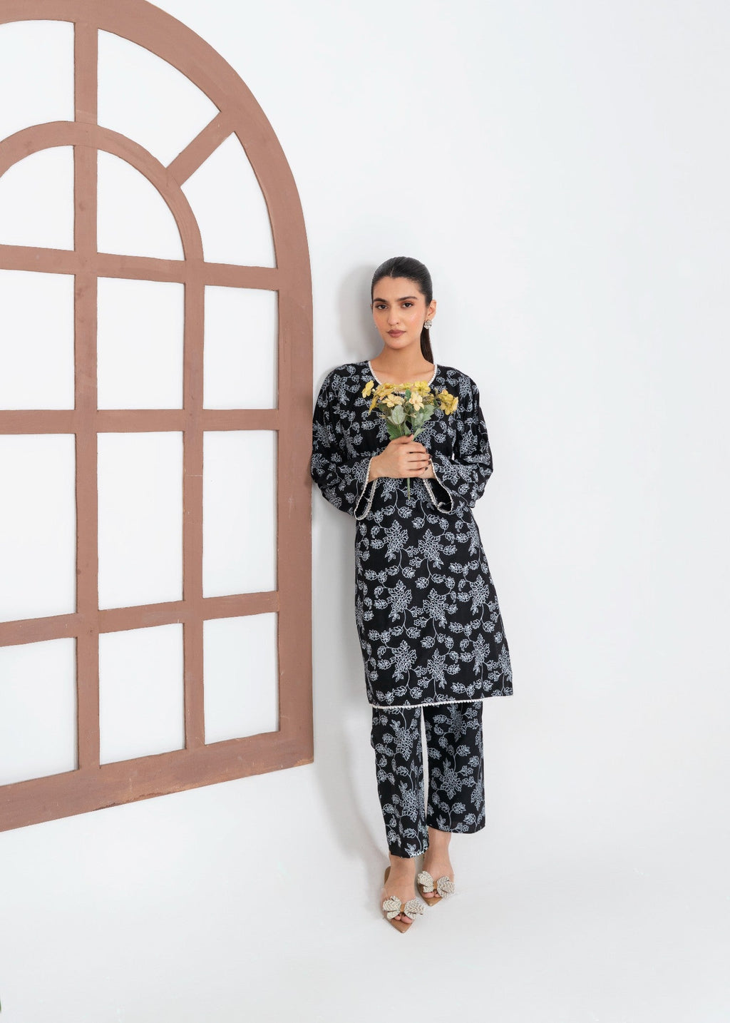 Stylish Collection GULAAB BLACK Women 2pcs