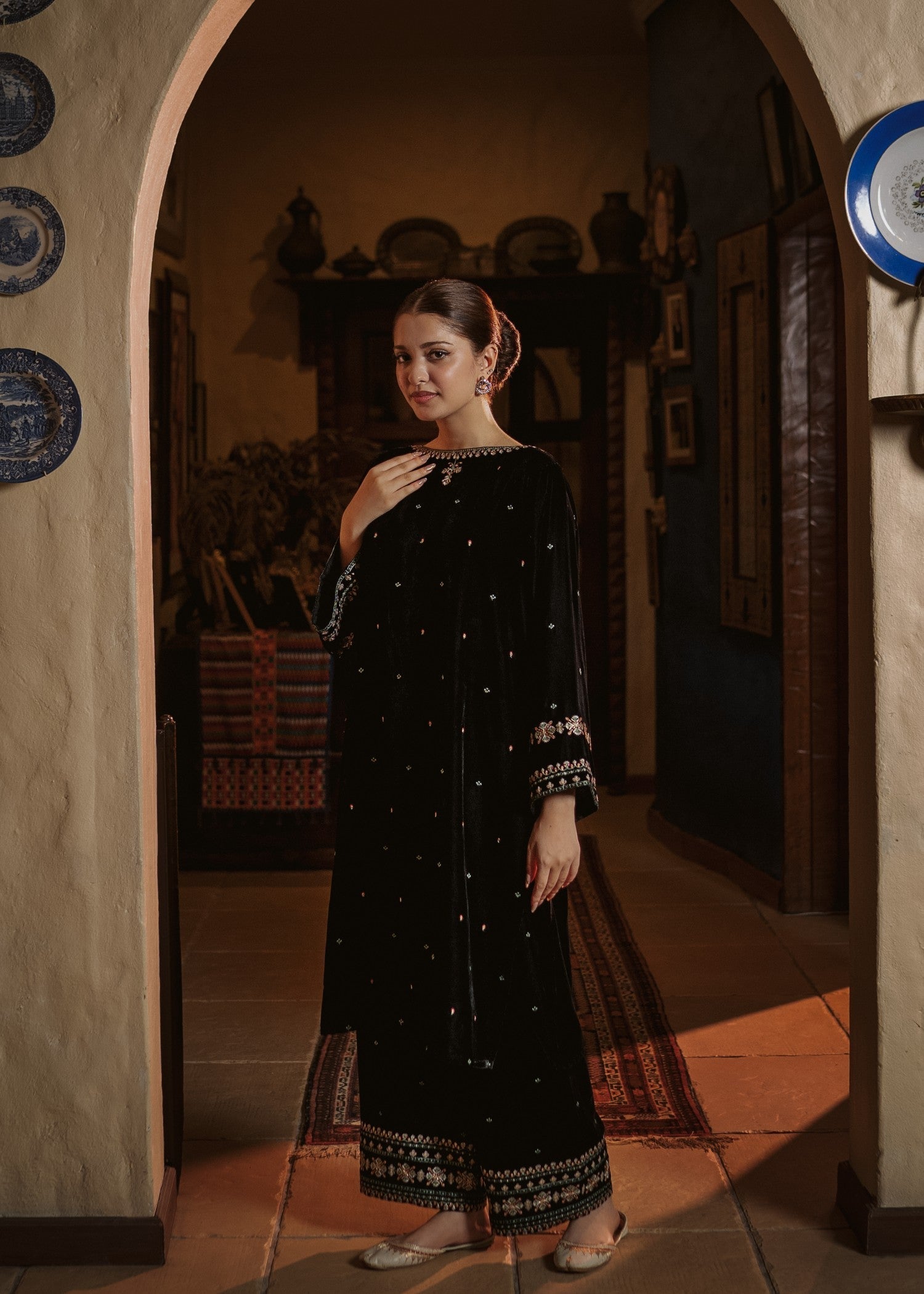 Urge Pret MAHNOOR Women 2pcs