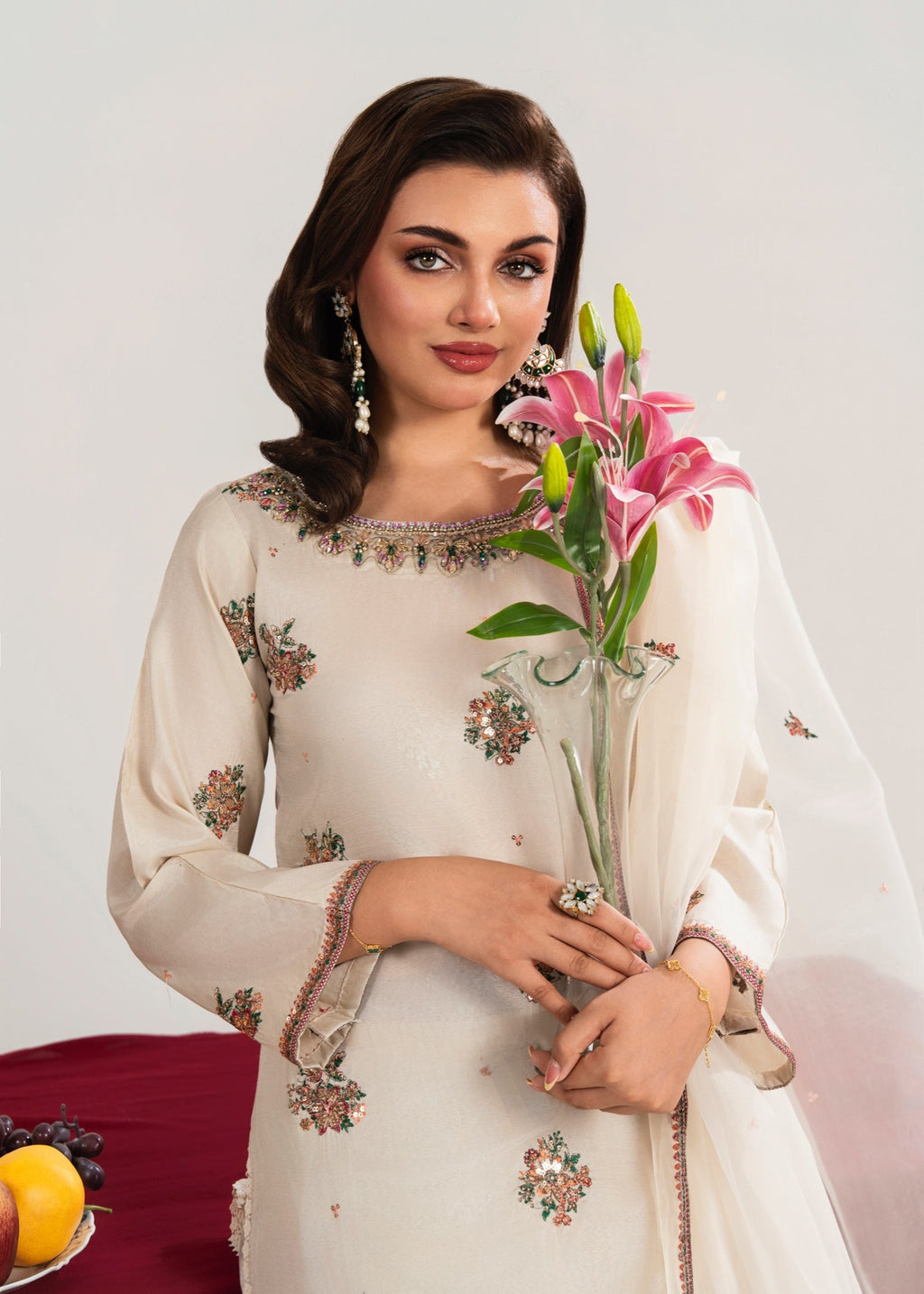 Maira Fashion Ivory Embroidered Kurta Set Women 3pcs