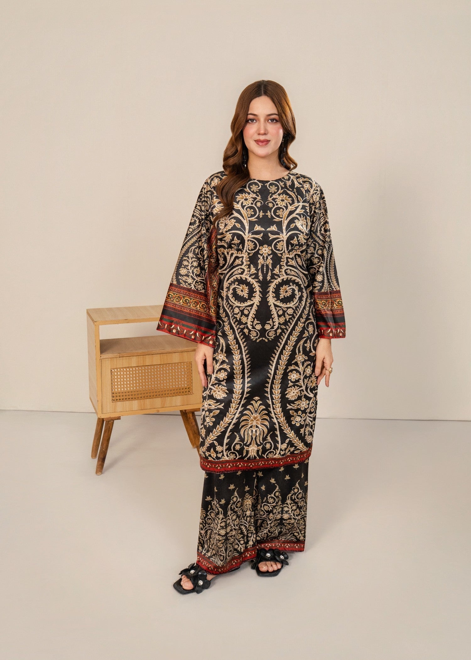 Stylish Collection BLACK BLOOM Women 2pcs