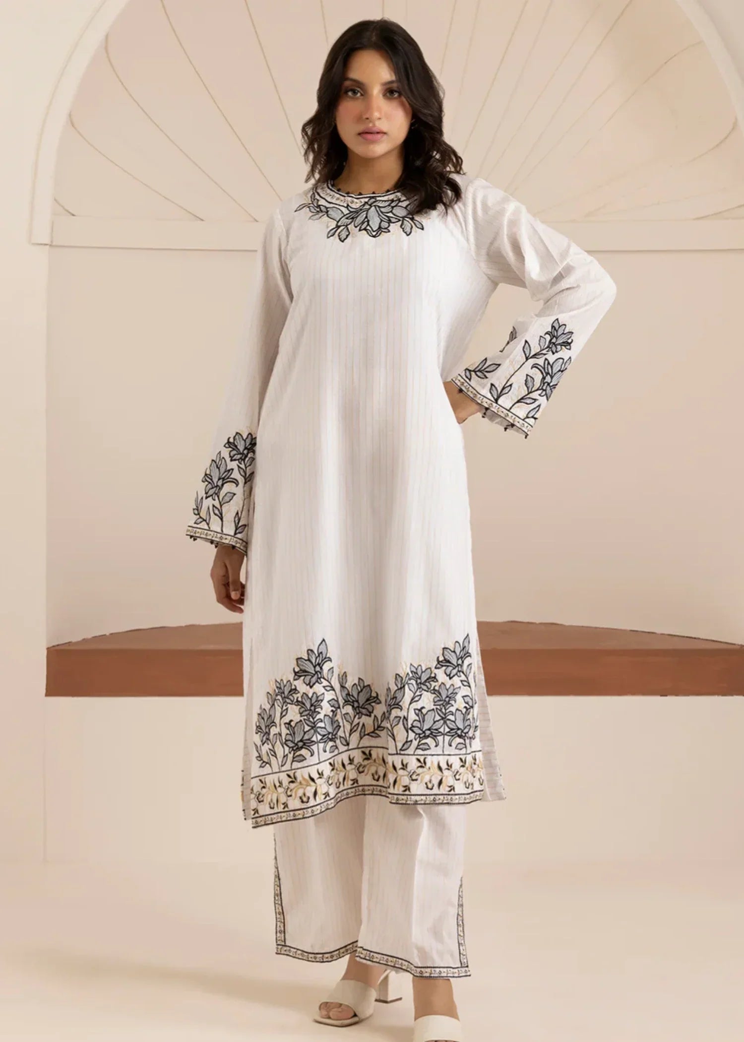 Zellbury WPS2522826 Women 2pcs