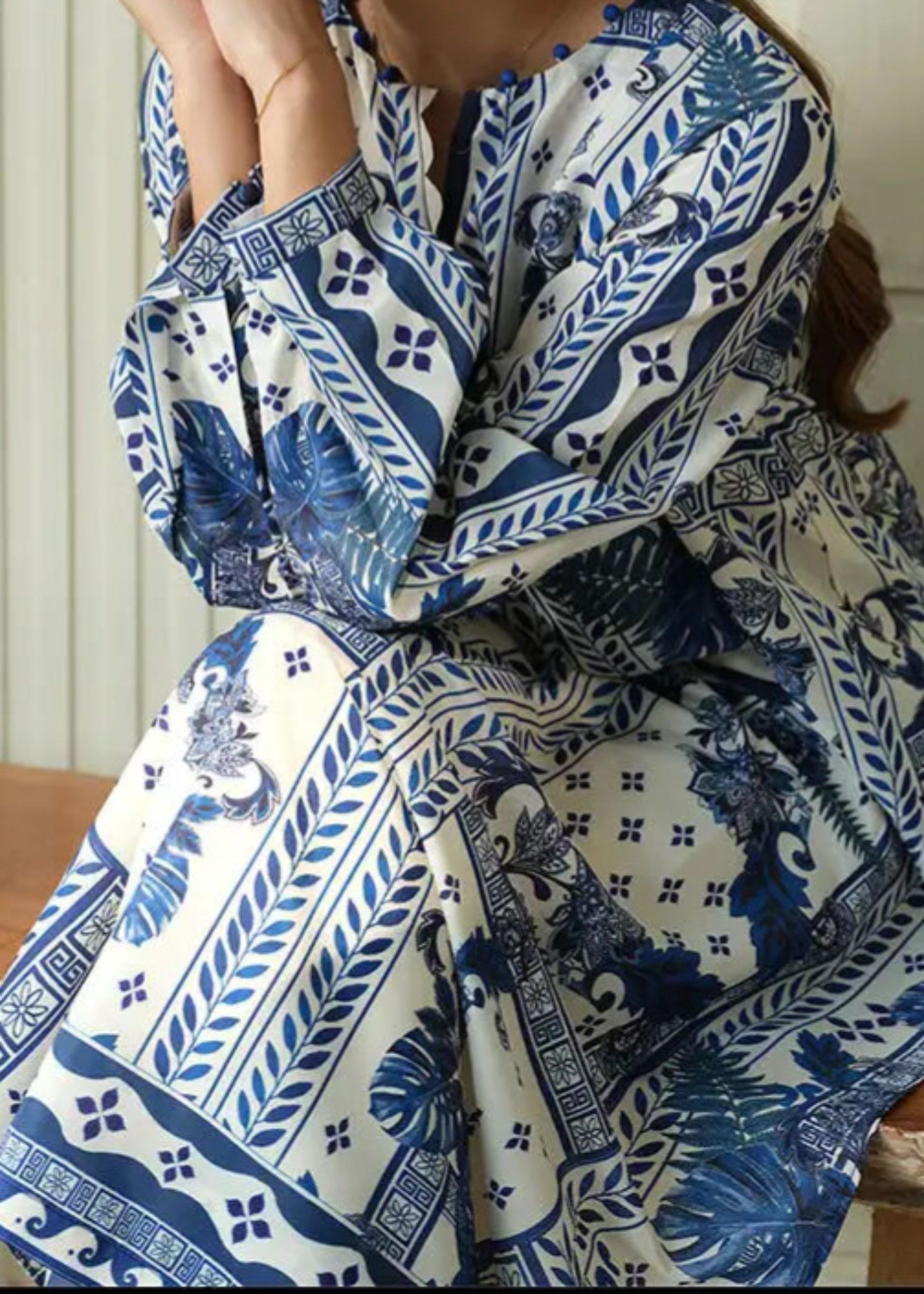 Reetriwaj Parizad Women 2pcs