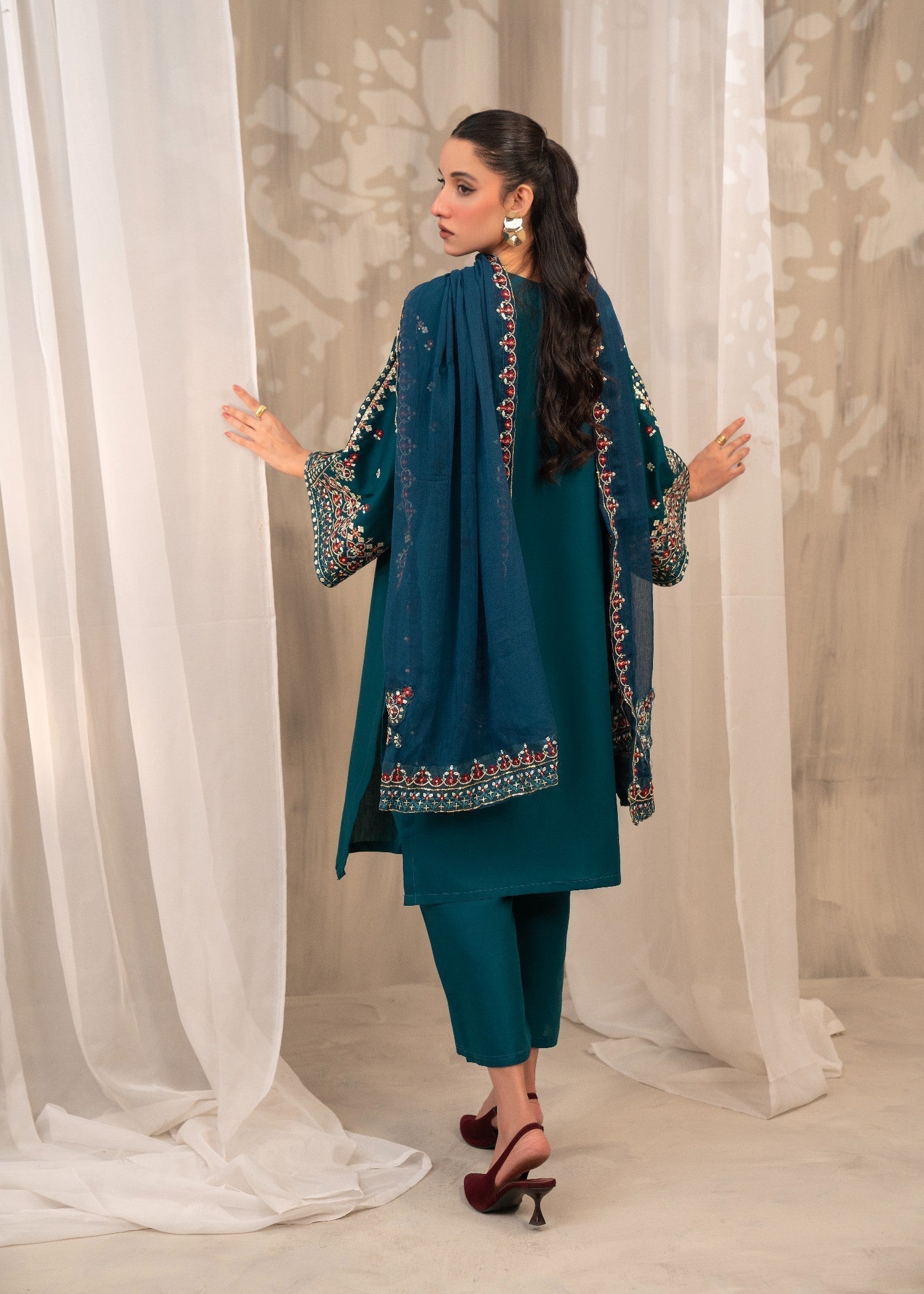 Shehroz Fashion Peacock EMBROIDERY Women 3pcs