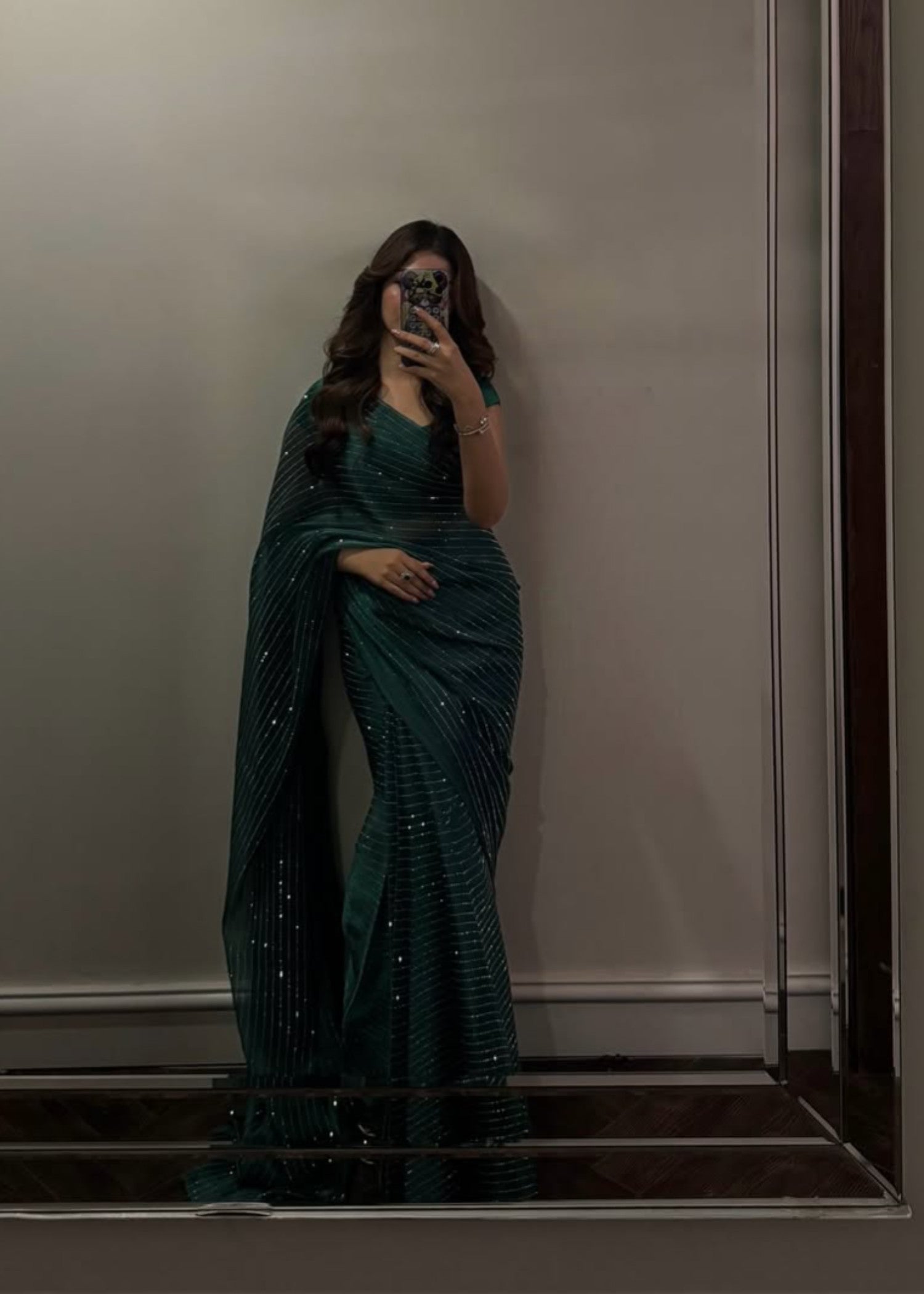 Miss & Mrs Kinza saree Women 2pcs