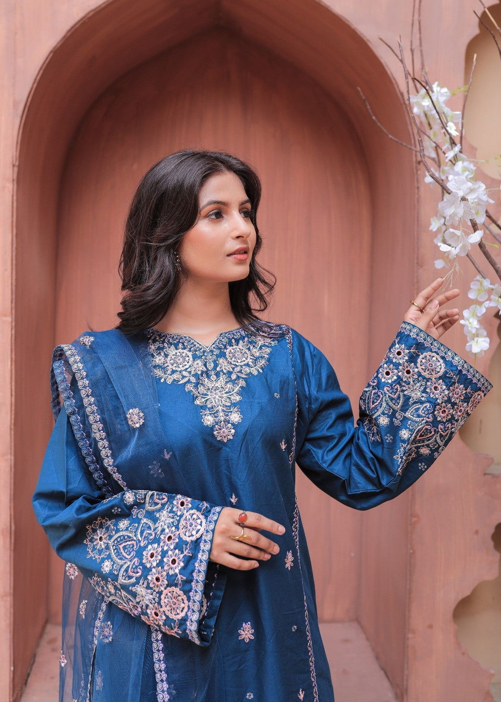 Shehroz Fashion BLUE ORCHID LAWN EMBROIDERY SUIT Women 3pcs